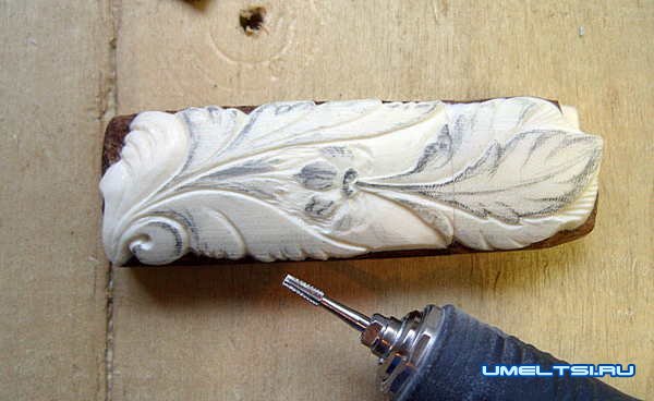 флеш-карта из дерева и кости флеш-карта из дерева и кости