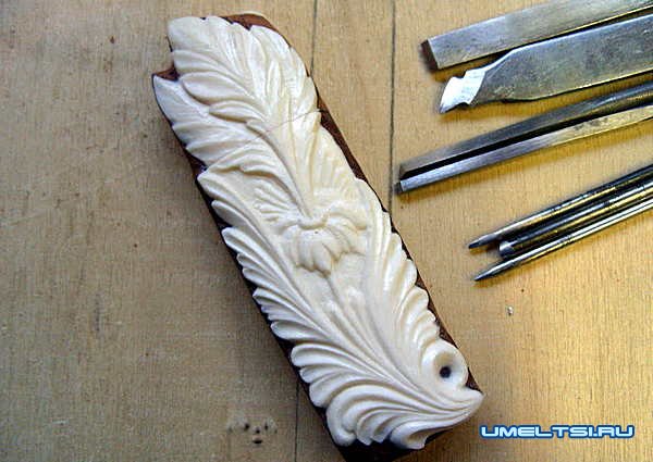 флеш-карта из дерева и кости флеш-карта из дерева и кости