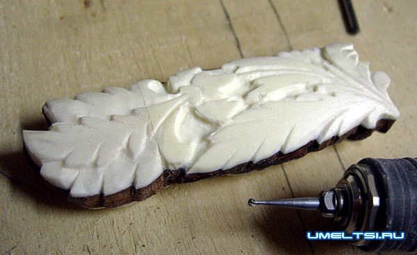 флеш-карта из дерева и кости флеш-карта из дерева и кости