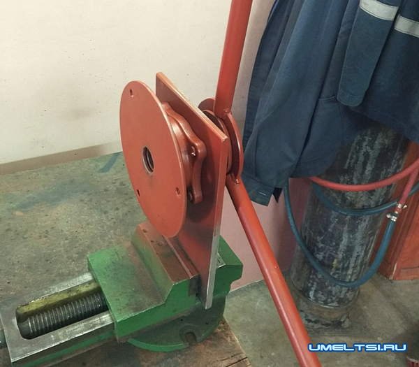 Станки и приспособление для холодной ковки