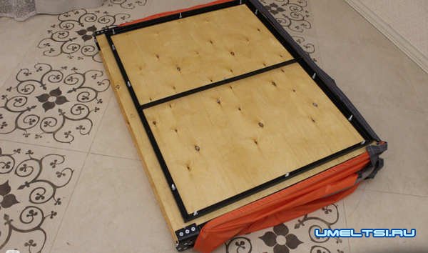 Палатка на крышу автомобиля