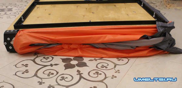 Палатка на крышу автомобиля