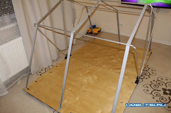 Палатка на крышу автомобиля