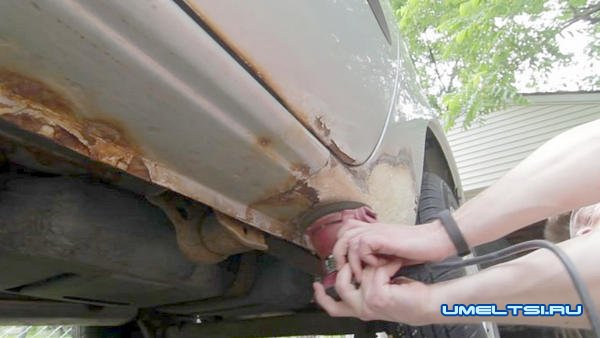 Ржавые дыры в кузове авто