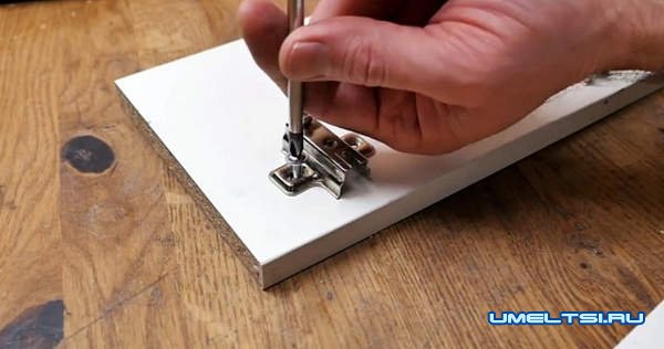 Как отремонтировать вырванные петли Как отремонтировать вырванные петли