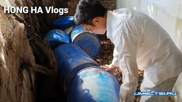 моторная лодка из пластиковых бочек моторная лодка из пластиковых бочек