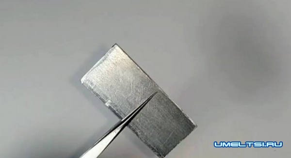 Мощная светодиодная лампочка