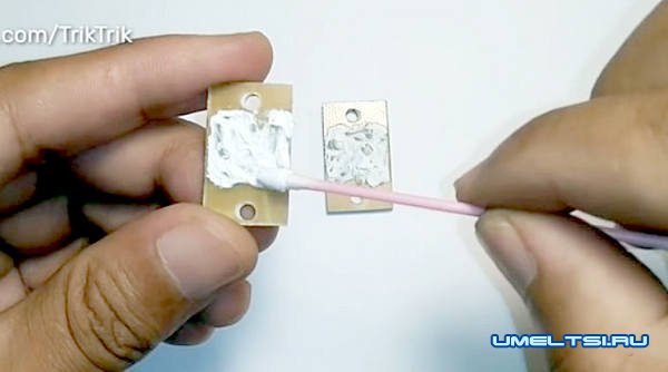 Мощная светодиодная лампочка