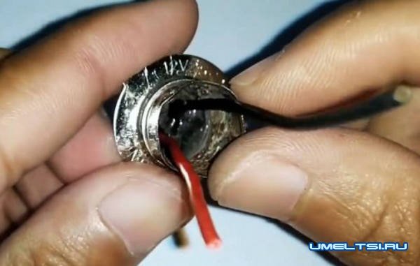 Мощная светодиодная лампочка