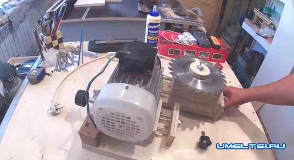 Заточной станок для пильных дисков Заточной станок для пильных дисков