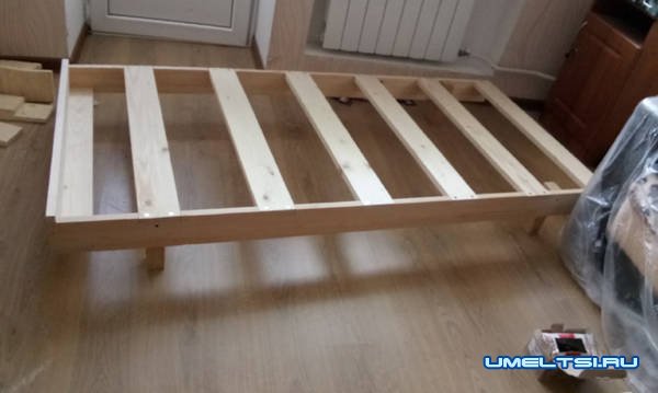 Делаем детскую кроватку